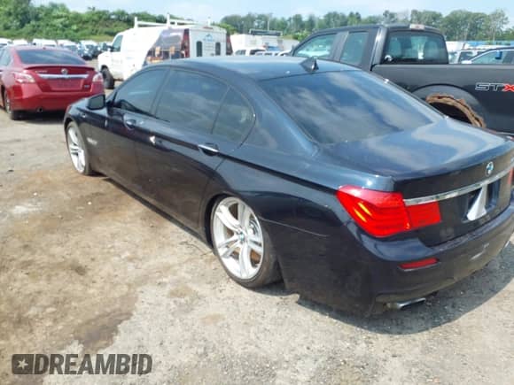 2011 BMW 7 Series 750Li xDrive с VIN WBAKC8C56BC434363, выставлен на аукционе IAAI как лот 42937217 с пробегом 115 263 миль миль и . История ставок и продаж доступна на DreamBid. Изображение 3.