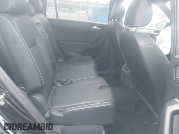 2024 Volkswagen Tiguan SE R-Line Black с VIN 3VV8B7AX4RM048758, выставлен на аукционе IAAI как лот 42523725 с пробегом 14 415 миль миль и . История ставок и продаж доступна на DreamBid. Изображение 8.
