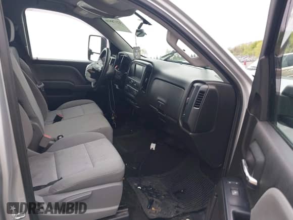 2017 Chevrolet Silverado 1500 Custom с VIN 1GCRCPEH3HZ300564, выставлен на аукционе IAAI как лот 42178810 с пробегом 111 877 миль миль и . История ставок и продаж доступна на DreamBid. Изображение 5.