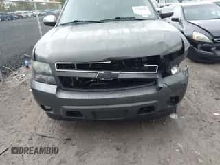 2011 Chevrolet Tahoe LT с VIN 1GNSKBE09BR204132, выставлен на аукционе IAAI как лот 43304603 с пробегом 226 411 миль миль и . История ставок и продаж доступна на DreamBid. Изображение 6.