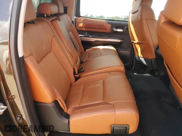 2020 Toyota Tundra Platinum с VIN 5TFGY5F15LX270602, выставлен на аукционе Copart как лот 76875064 с пробегом 54 258 миль миль и Списание • Salvage title. История ставок и продаж доступна на DreamBid. Изображение 10.