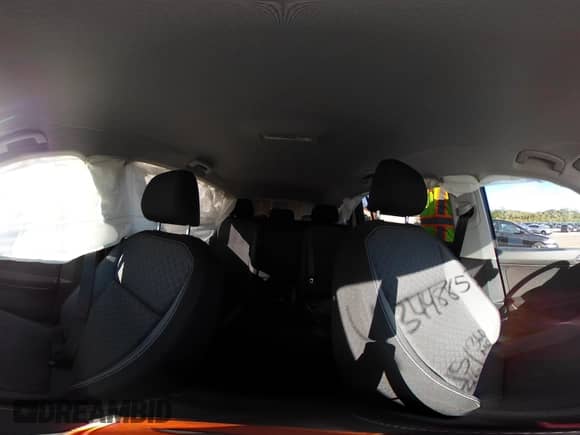 2021 Volkswagen Tiguan S с VIN 3VV0B7AX2MM016588, выставлен на аукционе IAAI как лот 43448853 с пробегом 15 316 миль миль и . История ставок и продаж доступна на DreamBid. Изображение 18.