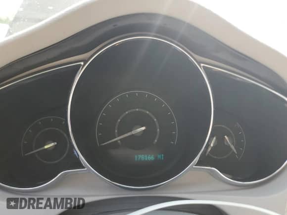 2012 Chevrolet Malibu 3LT z VIN 1G1ZF5E76CF324850, wystawiony jako Copart lot #68413615 z przebiegiem 178 166 mil mil oraz Szkoda całkowita • Salvage title. Historia ofert i sprzedaży dostępna na DreamBid. Obrazek 9.