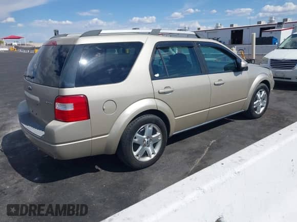 2006 Ford Freestyle Limited with VIN 1FMDK06126GA20452, listed as a IAAI auction lot 42178019 with 162,644 mi miles and . Bid and sale history available at DreamBid. Image 4.