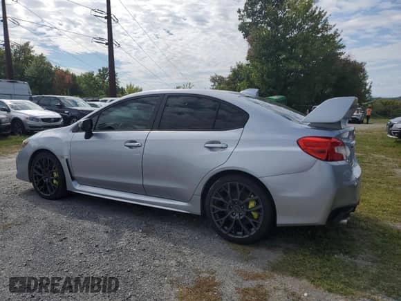 2018 Subaru WRX STI with VIN JF1VA2N60J9823056, listed as a Copart auction lot 80942455 with 122,825 mi miles and Clean title. Bid and sale history available at DreamBid. Image 3.