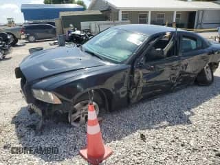 2014 Dodge Charger SXT z VIN 2C3CDXHGXEH234424, wystawiony jako Copart lot #64834745 z przebiegiem Nie podano mil oraz Szkoda całkowita • Salvage title. Historia ofert i sprzedaży dostępna na DreamBid. Obrazek 1.