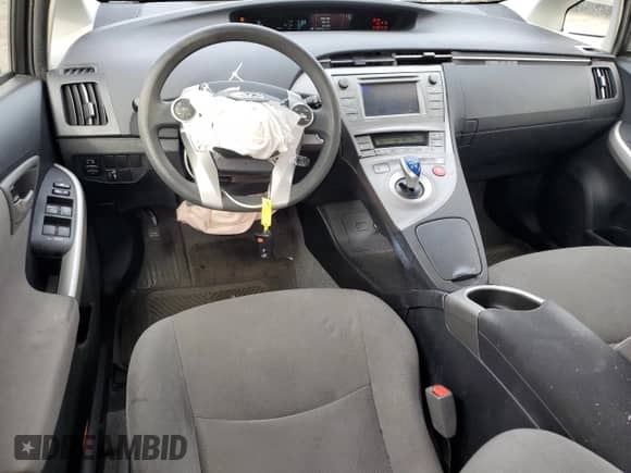 2015 Toyota Prius Four z VIN JTDKN3DU5F0431404, wystawiony jako Copart lot #81313185 z przebiegiem 82 253 mil mil oraz Szkoda całkowita • Salvage title. Historia ofert i sprzedaży dostępna na DreamBid. Obrazek 8.