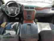 2011 Chevrolet Avalanche LTZ с VIN 3GNTKGE3XBG162064, выставлен на аукционе Copart как лот 68017935 с пробегом 286 729 миль миль и Списание • Salvage title. История ставок и продаж доступна на DreamBid. Изображение 8.