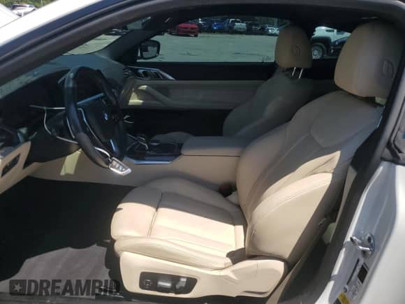 2021 BMW 4 Series 430i z VIN WBA53AP0XMCF64008, wystawiony jako Copart lot #70136825 z przebiegiem 64 720 mil mil oraz Szkoda całkowita • Salvage title. Historia ofert i sprzedaży dostępna na DreamBid. Obrazek 7.