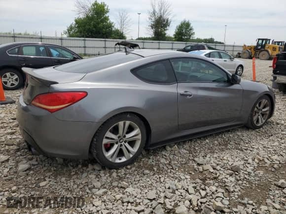 2010 Hyundai Genesis Coupe Premium с VIN KMHHT6KD7AU033984, выставлен на аукционе Copart как лот 64473465 с пробегом 95 512 миль миль и Чистый • Clean title. История ставок и продаж доступна на DreamBid. Изображение 3.