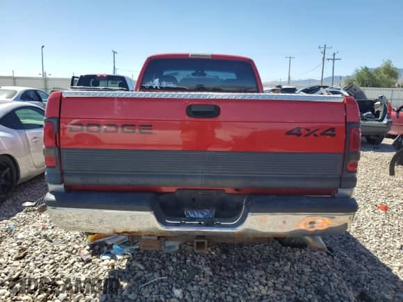 1999 Dodge 2500 with VIN 1B7KF2366XJ519447, listed as a Copart auction lot 68026964 with 318,019 mi miles and Salvage title. Bid and sale history available at DreamBid. Image 6.