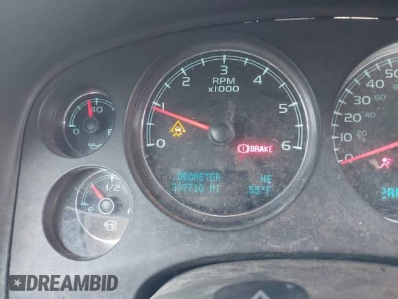 2011 Chevrolet Tahoe LT с VIN 1GNSCBE06BR117527, выставлен на аукционе IAAI как лот 42889414 с пробегом 337 710 миль миль и . История ставок и продаж доступна на DreamBid. Изображение 7.