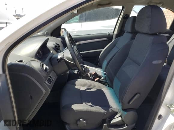 2010 Chevrolet Aveo 1LT с VIN KL1TD5DE0AB122679, выставлен на аукционе Copart как лот 63300785 с пробегом 33 777 миль миль и Чистый • Clean title. История ставок и продаж доступна на DreamBid. Изображение 7.