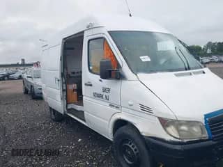 2003 Dodge Sprinter with VIN WD2YD641035422269, listed as a IAAI auction lot 39943180 with Not provided miles and . Bid and sale history available at DreamBid. Image 1.