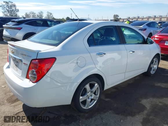 2016 Chevrolet Sonic LTZ с VIN 1G1JE5SB6G4146352, выставлен на аукционе IAAI как лот 42701347 с пробегом 137 094 миль миль и . История ставок и продаж доступна на DreamBid. Изображение 4.