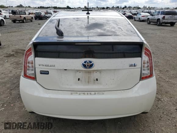 2015 Toyota Prius Two z VIN JTDKN3DU9F0398651, wystawiony jako Copart lot #84046815 z przebiegiem 186 138 mil mil oraz Szkoda całkowita • Salvage title. Historia ofert i sprzedaży dostępna na DreamBid. Obrazek 6.