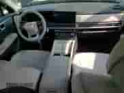 2024 Hyundai Santa Fe SE с VIN 5NMP14GL1RH014912, выставлен на аукционе Copart как лот 64688334 с пробегом 5 568 миль миль и Списание • Salvage title. История ставок и продаж доступна на DreamBid. Изображение 8.