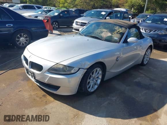 2007 BMW Z4 3.0i with VIN 4USBU33537LW59845, listed as a IAAI auction lot 43567639 with 54,512 mi miles and . Bid and sale history available at DreamBid. Image 2.