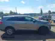 2017 Kia Sorento LX z VIN 5XYPG4A39HG217045, wystawiony jako IAAI lot #43140324 z przebiegiem 107 877 mil mil oraz . Historia ofert i sprzedaży dostępna na DreamBid. Obrazek 13.