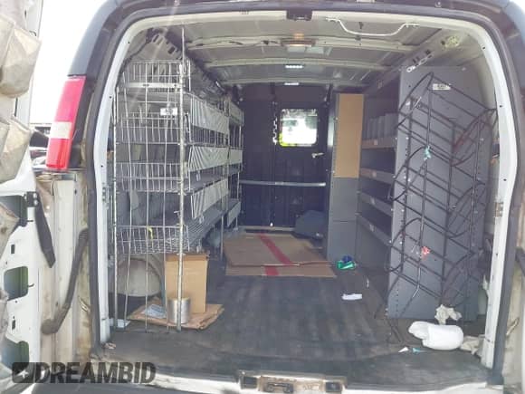 2013 Chevrolet Express Cargo с VIN 1GCSGAFX3D1182629, выставлен на аукционе IAAI как лот 42452352 с пробегом 285 783 миль миль и . История ставок и продаж доступна на DreamBid. Изображение 8.