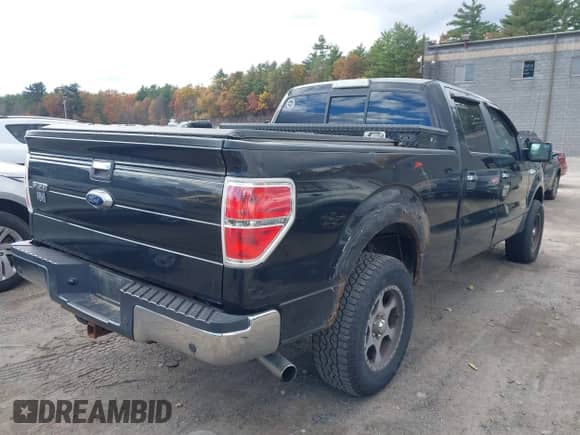 2014 Ford F-150 Platinum с VIN 1FTFW1ET8EFA57603, выставлен на аукционе IAAI как лот 43536652 с пробегом 144 774 миль миль и . История ставок и продаж доступна на DreamBid. Изображение 4.