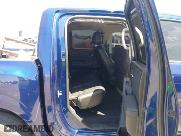 2022 Nissan Frontier Pro-4X с VIN 1N6ED1EK3NN668361, выставлен на аукционе IAAI как лот 42897878 с пробегом 71 426 миль миль и . История ставок и продаж доступна на DreamBid. Изображение 8.