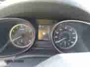 2017 Hyundai Santa Fe 2.4L с VIN 5NMZU3LBXHH027910, выставлен на аукционе IAAI как лот 43191284 с пробегом 49 796 миль миль и . История ставок и продаж доступна на DreamBid. Изображение 7.