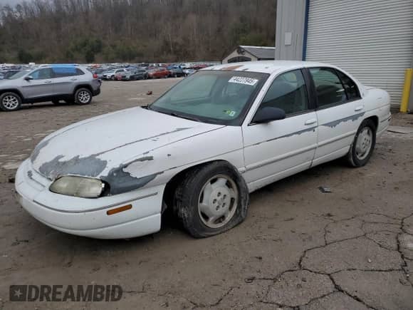 1998 Chevrolet Lumina с VIN 2G1WL52MXW9248343, выставлен на аукционе Copart как лот 44227945 с пробегом 110 382 миль миль и Списание • Salvage title. История ставок и продаж доступна на DreamBid. Изображение 1.