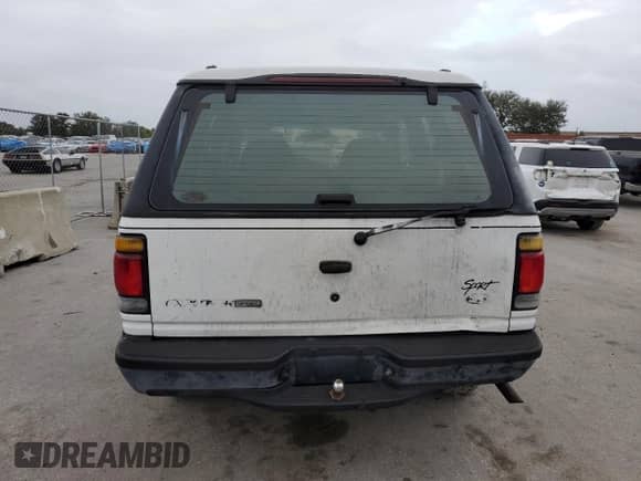 1996 Ford Explorer с VIN 1FMCU22X3TUD66129, выставлен на аукционе Copart как лот 79165504 с пробегом 107 711 миль миль и Списание • Salvage title. История ставок и продаж доступна на DreamBid. Изображение 6.