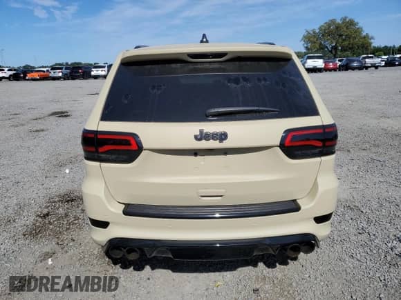 2019 Jeep Grand Cherokee Trackhawk z VIN 1C4RJFN90KC562724, wystawiony jako Copart lot #48701164 z przebiegiem 19 420 mil mil oraz Szkoda całkowita • Salvage title. Historia ofert i sprzedaży dostępna na DreamBid. Obrazek 6.