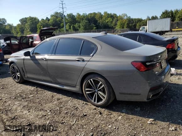 2020 BMW 7 Series 750i xDrive with VIN WBA7U2C09LCD48523, listed as a Copart auction lot 70745925 with 110,287 mi miles and Clean title. Bid and sale history available at DreamBid. Image 2.