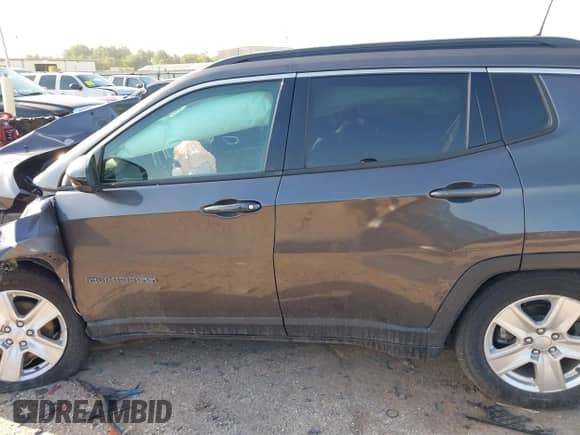 2022 Jeep Compass Altitude с VIN 3C4NJCBB8NT139533, выставлен на аукционе IAAI как лот 43095701 с пробегом 72 151 миль миль и . История ставок и продаж доступна на DreamBid. Изображение 13.