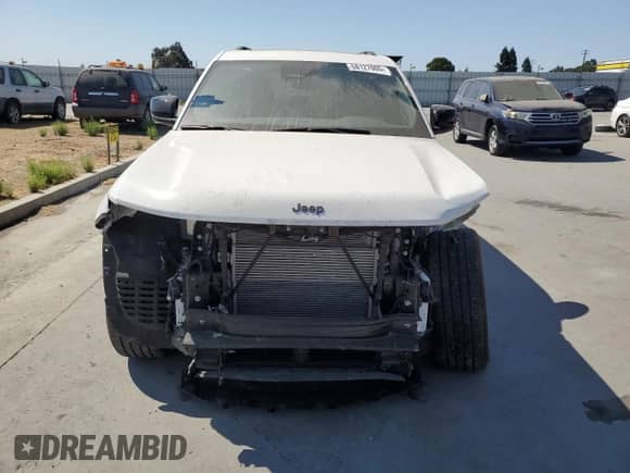 2023 Jeep Grand Cherokee Altitude with VIN 1C4RJHAG8PC517005, listed as a Copart auction lot 68127005 with 17,053 mi miles and Salvage title. Bid and sale history available at DreamBid. Image 5.