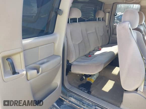 2003 GMC Sierra 1500 SLE with VIN 2GTEC19T631280046, listed as a IAAI auction lot 41677072 with 217,336 mi miles and . Bid and sale history available at DreamBid. Image 8.