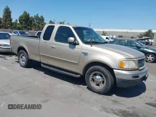 2000 Ford F-150 XL z VIN 1FTRX17L7YKA00540, wystawiony jako IAAI lot #42739489 z przebiegiem Nie podano mil oraz . Historia ofert i sprzedaży dostępna na DreamBid. Obrazek 1.