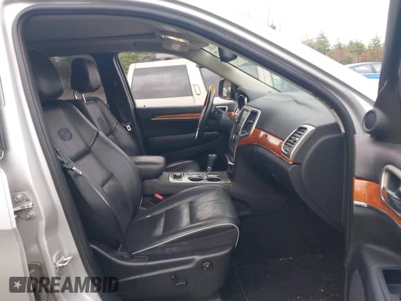 2011 Jeep Grand Cherokee Overland с VIN 1J4RR6GT1BC727207, выставлен на аукционе IAAI как лот 43584552 с пробегом 86 150 миль миль и . История ставок и продаж доступна на DreamBid. Изображение 5.