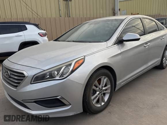 2016 Hyundai Sonata SE с VIN 5NPE24AF9GH346779, выставлен на аукционе Copart как лот 87307925 с пробегом 174 565 миль миль и Чистый • Clean title. История ставок и продаж доступна на DreamBid. Изображение 2.