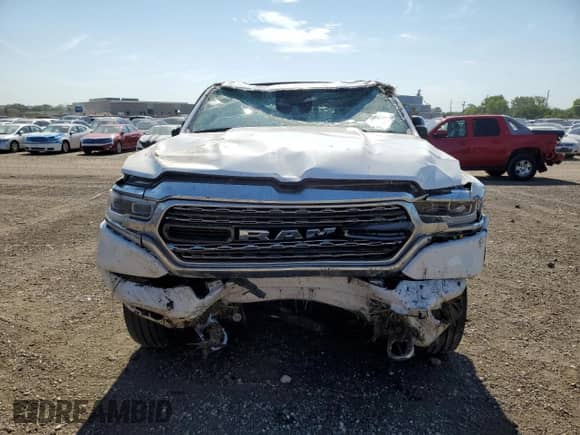 2022 Ram 1500 Limited z VIN 1C6SRFHT6NN121066, wystawiony jako Copart lot #70764165 z przebiegiem Nie podano mil oraz Szkoda całkowita • Salvage title. Historia ofert i sprzedaży dostępna na DreamBid. Obrazek 5.