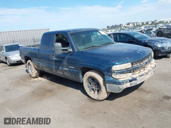 2002 Chevrolet Silverado 1500 LS with VIN 2GCEC19V821254497, listed as a IAAI auction lot 43116717 with Not provided miles and . Bid and sale history available at DreamBid. Image 1.