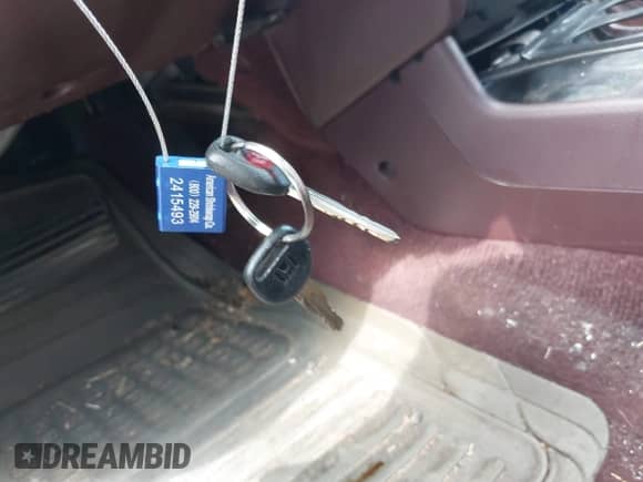 1993 Honda Accord LX z VIN JHMCB7658PC052390, wystawiony jako IAAI lot #43007376 z przebiegiem 276 373 mil mil oraz . Historia ofert i sprzedaży dostępna na DreamBid. Obrazek 11.