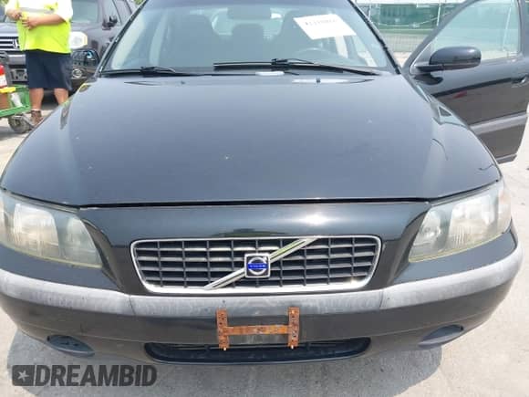 2004 Volvo S60 с VIN YV1RS61T742324600, выставлен на аукционе IAAI как лот 42418865 с пробегом 233 502 миль миль и . История ставок и продаж доступна на DreamBid. Изображение 6.