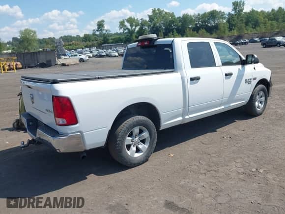 2019 Ram 1500 Tradesman z VIN 1C6RR7ST8KS672058, wystawiony jako IAAI lot #42985298 z przebiegiem 167 504 mil mil oraz . Historia ofert i sprzedaży dostępna na DreamBid. Obrazek 4.