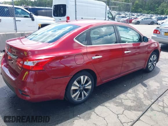 2017 Nissan Sentra SR с VIN 3N1AB7AP6HY380646, выставлен на аукционе IAAI как лот 42638419 с пробегом 62 801 миль миль и . История ставок и продаж доступна на DreamBid. Изображение 4.