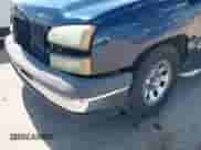 2006 Chevrolet Silverado 1500 LT1 z VIN 2GCEC13T861104368, wystawiony jako IAAI lot #43391074 z przebiegiem 264 407 mil mil oraz . Historia ofert i sprzedaży dostępna na DreamBid. Obrazek 15.
