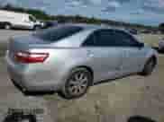 2007 Toyota Camry LE с VIN 4T1BK46K47U524897, выставлен на аукционе Copart как лот 84573195 с пробегом 306 736 миль миль и Списание • Salvage title. История ставок и продаж доступна на DreamBid. Изображение 3.