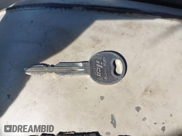2004 Hyundai XG с VIN KMHFU45E74A332376, выставлен на аукционе IAAI как лот 42947527 с пробегом 269 152 миль миль и . История ставок и продаж доступна на DreamBid. Изображение 11.