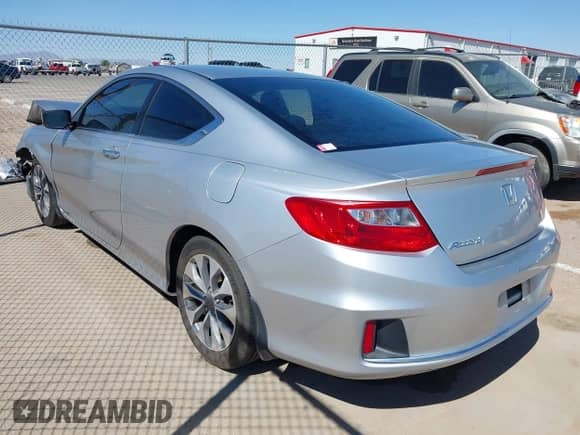 2013 Honda Accord LX-S with VIN 1HGCT1B32DA010712, listed as a IAAI auction lot 43376516 with 165,039 mi miles and . Bid and sale history available at DreamBid. Image 3.