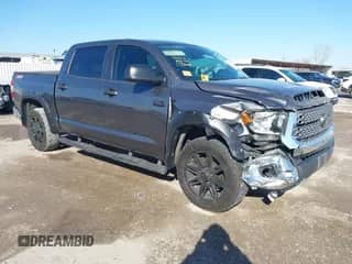 2020 Toyota Tundra SR5 с VIN 5TFEY5F12LX259046, выставлен на аукционе IAAI как лот 41760489 с пробегом 80 993 миль миль и . История ставок и продаж доступна на DreamBid. Изображение 1.