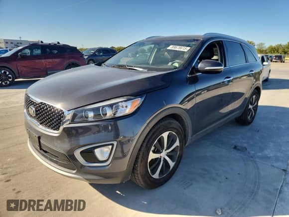2016 Kia Sorento EX z VIN 5XYPH4A10GG161538, wystawiony jako Copart lot #89678615 z przebiegiem 174 169 mil mil oraz Czysty tytuł • Clean title. Historia ofert i sprzedaży dostępna na DreamBid. Obrazek 1.