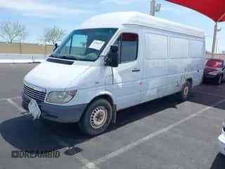 2003 Dodge Sprinter with VIN WD2YD742435553705, listed as a IAAI auction lot 41906027 with 205,987 mi miles and . Bid and sale history available at DreamBid. Image 2.